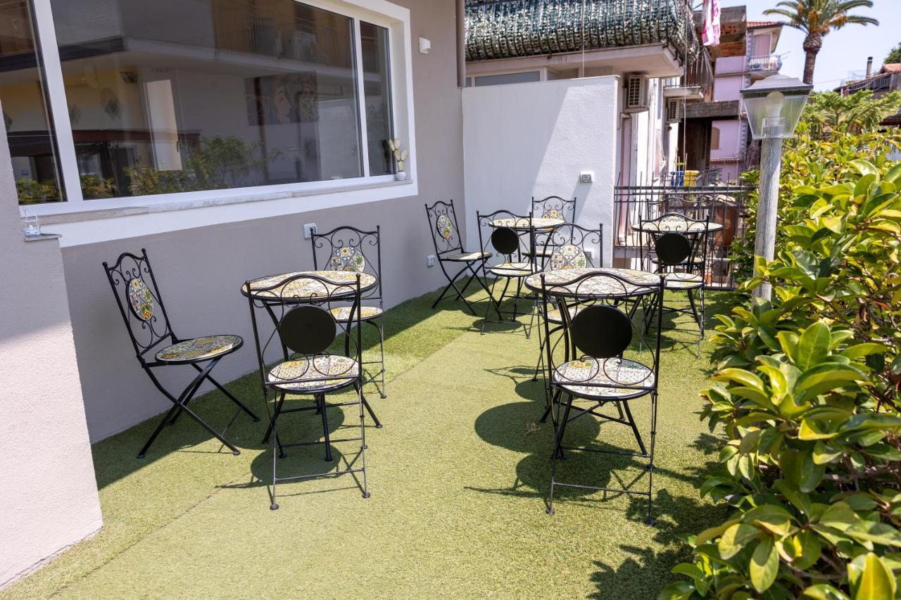 Sicily In Love 2 - Rooms & Breakfast Taormina Eksteriør billede